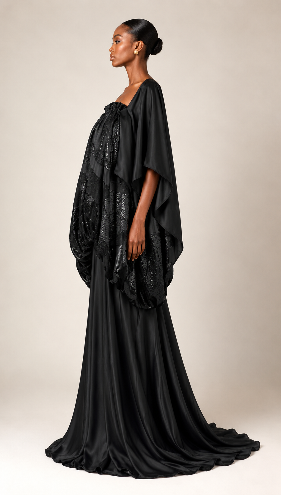 Nduka Kaftan in Black